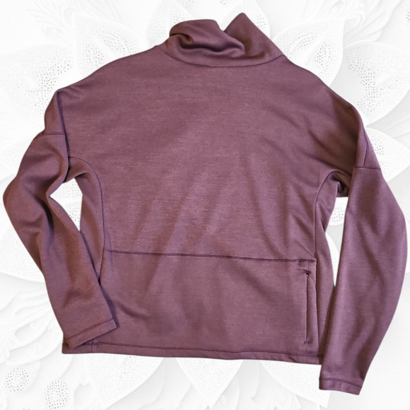 The North Face EA Basin Funnel Neck Long-Sleeve Sweatshirt - Picture 4 of 5